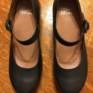 Flash sale on Dansko Mary Janes! 🔥